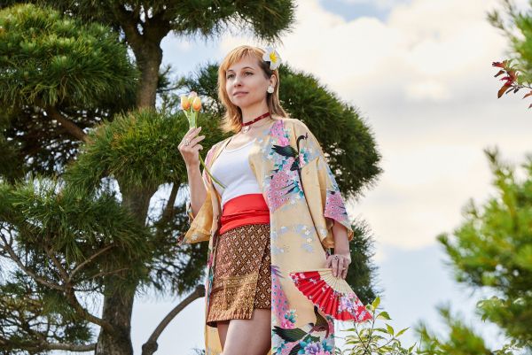 Creative Styling: How to Wear a Kimono Jacket for Every Occasion in the UK