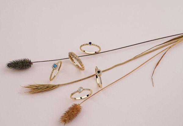 Discover the Best Hypoallergenic Handcrafted Jewelry Materials for Sensitive Skin